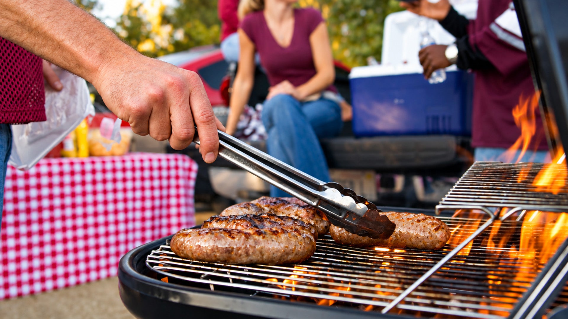 12 Gut-Smart Tailgate Food Hacks for Game Day