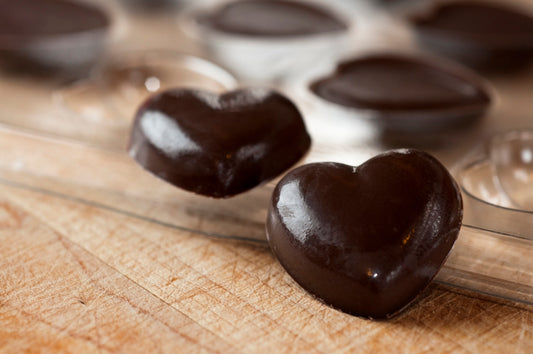 Dark Chocolate – 4 Reasons to Treat a Loved One